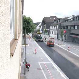 Die Bahnhofstraße ist wieder befahrbar.